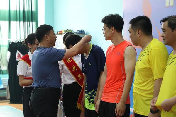 乾港集團(tuán) 乾港集團(tuán)