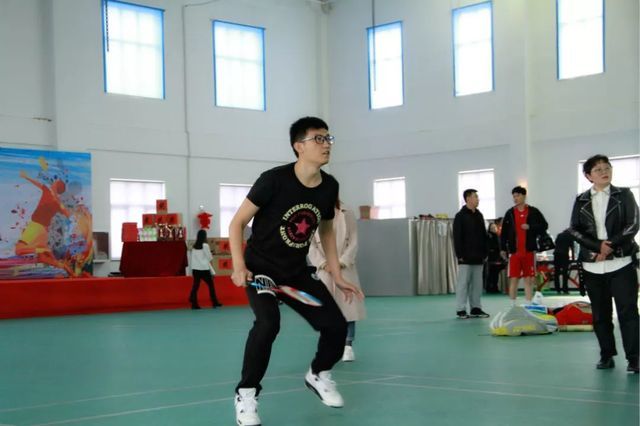 乾港集團(tuán)第一屆羽毛球比賽 乾港集團(tuán)第一屆羽毛球比賽